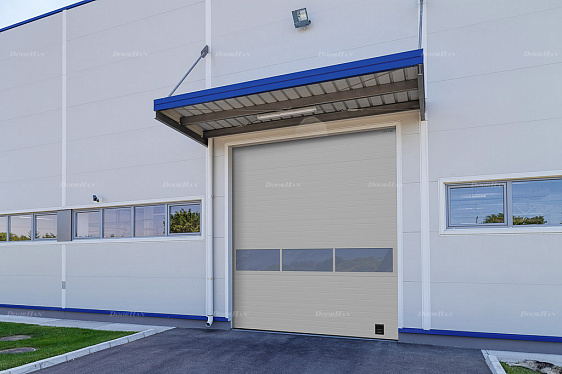 Промышленные ворота с панорамным остеклением Doorhan ISD02 (3400х3200)